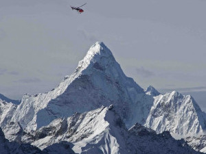 Непал. Полёт на Эверестом